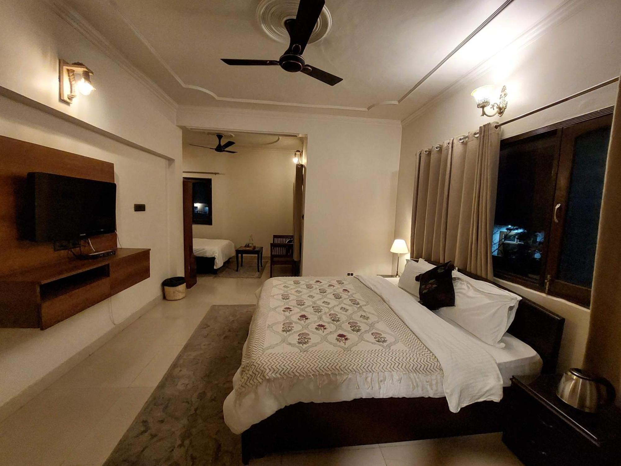 Hotel Alinda House Naukuchiatal By The Ghaur Bhīm Tāl Exterior foto